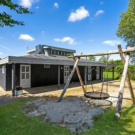 Holiday home In With Wifi *